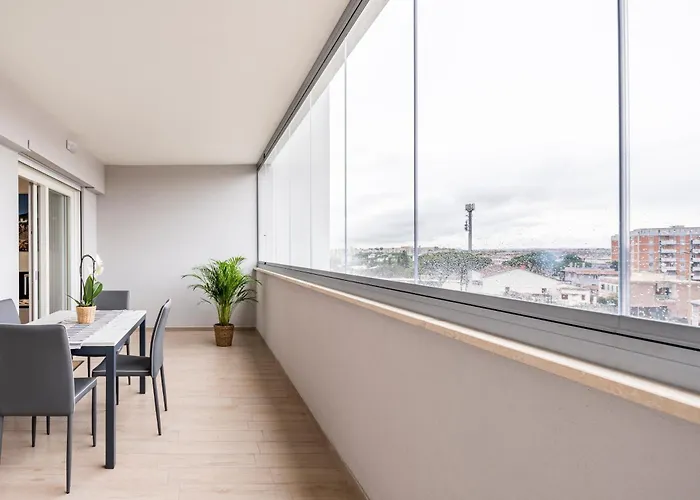 Brand New With Private Parking Space Appartamento *